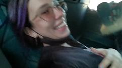 Mamada y follada con creampie en autobús de servicio público